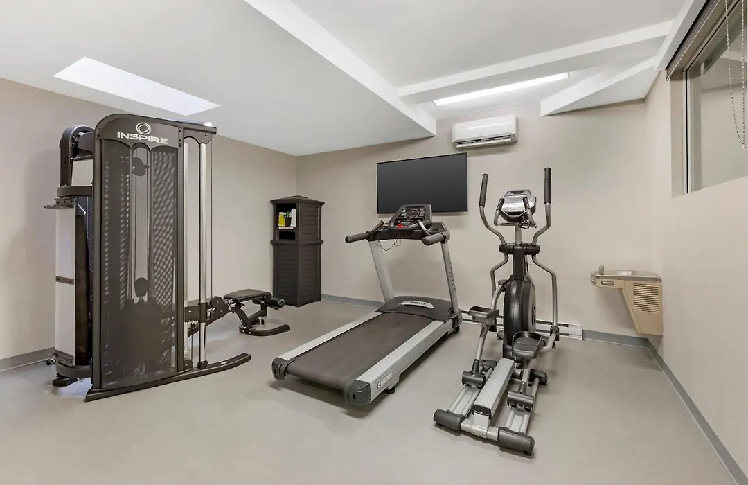 Quality Inn Centre-Ville-1